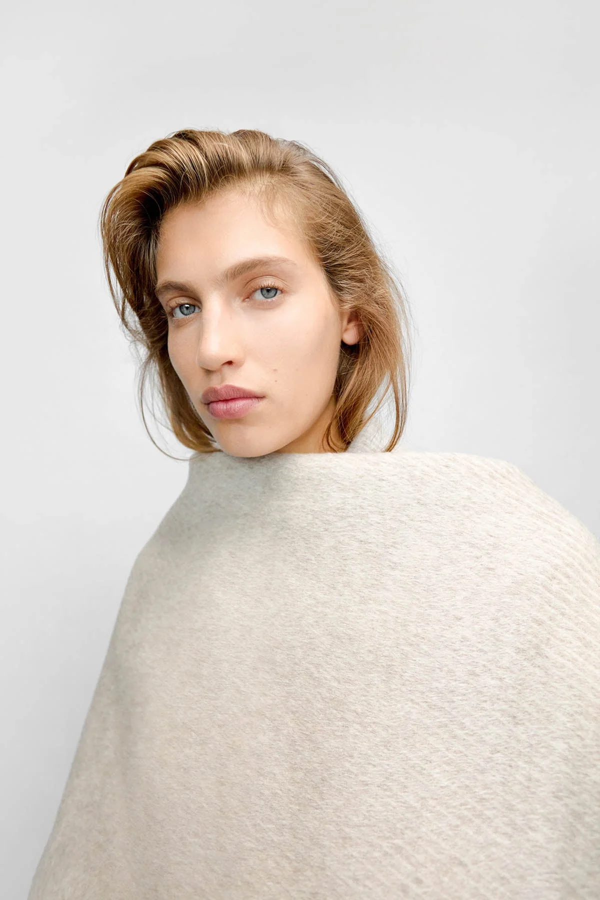 Ciro Coat With Scarf - Image 9