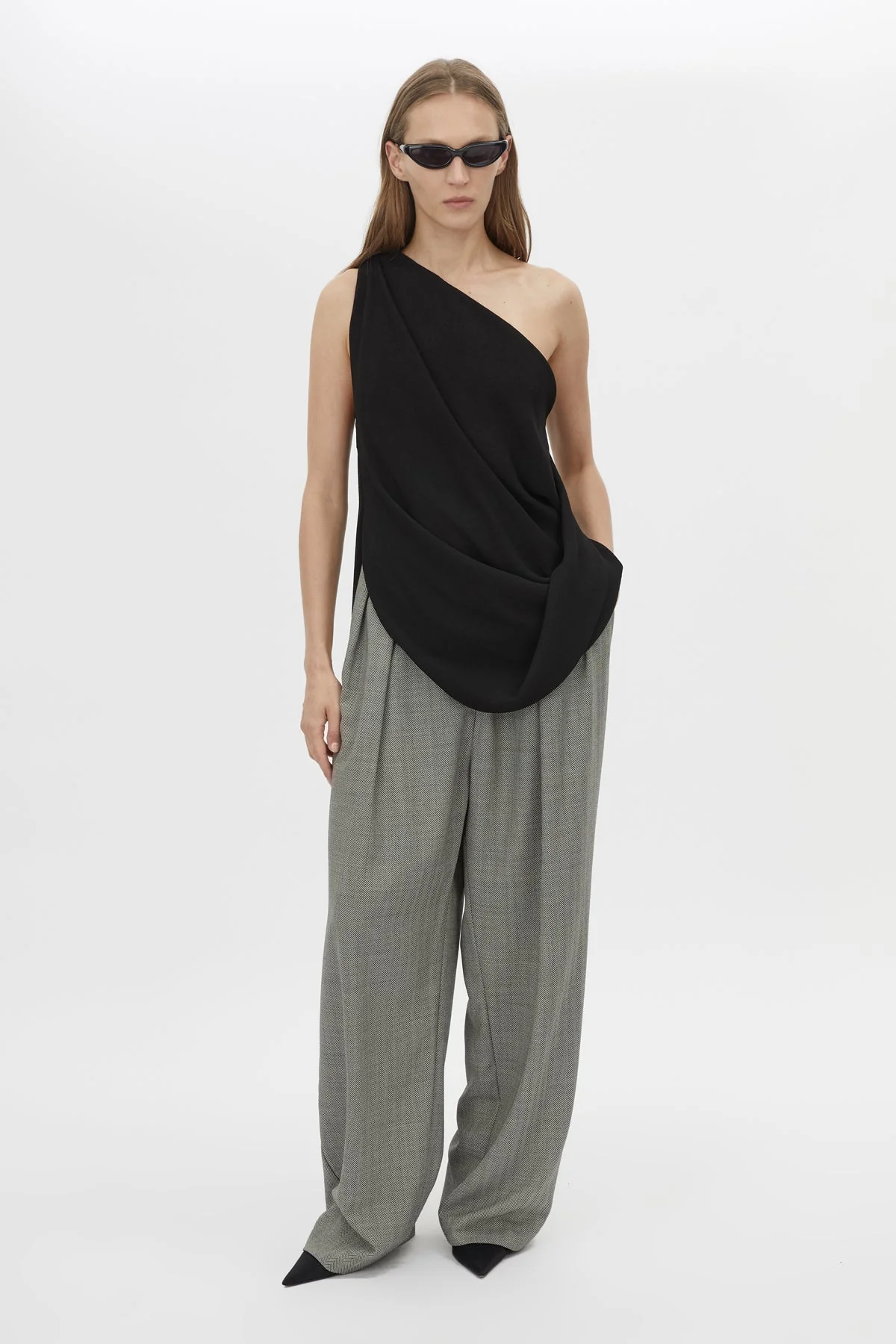 Eon Top